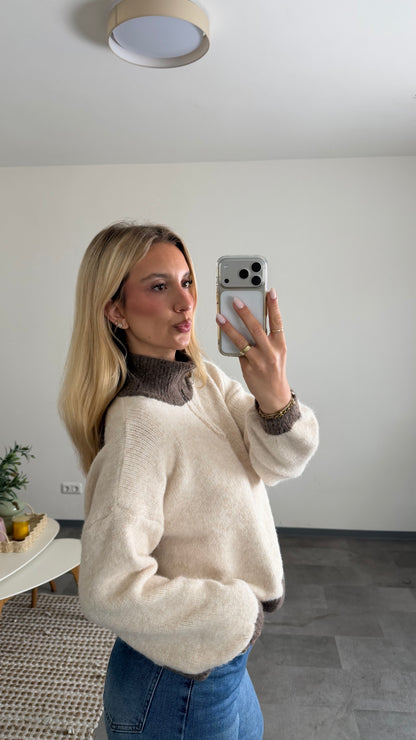 CONTRAST HALF-ZIP SWEATER VANILLA MOCCA