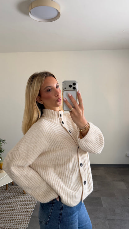 HIGH FUNNEL NECK BUTTON CARDIGAN BEIGE