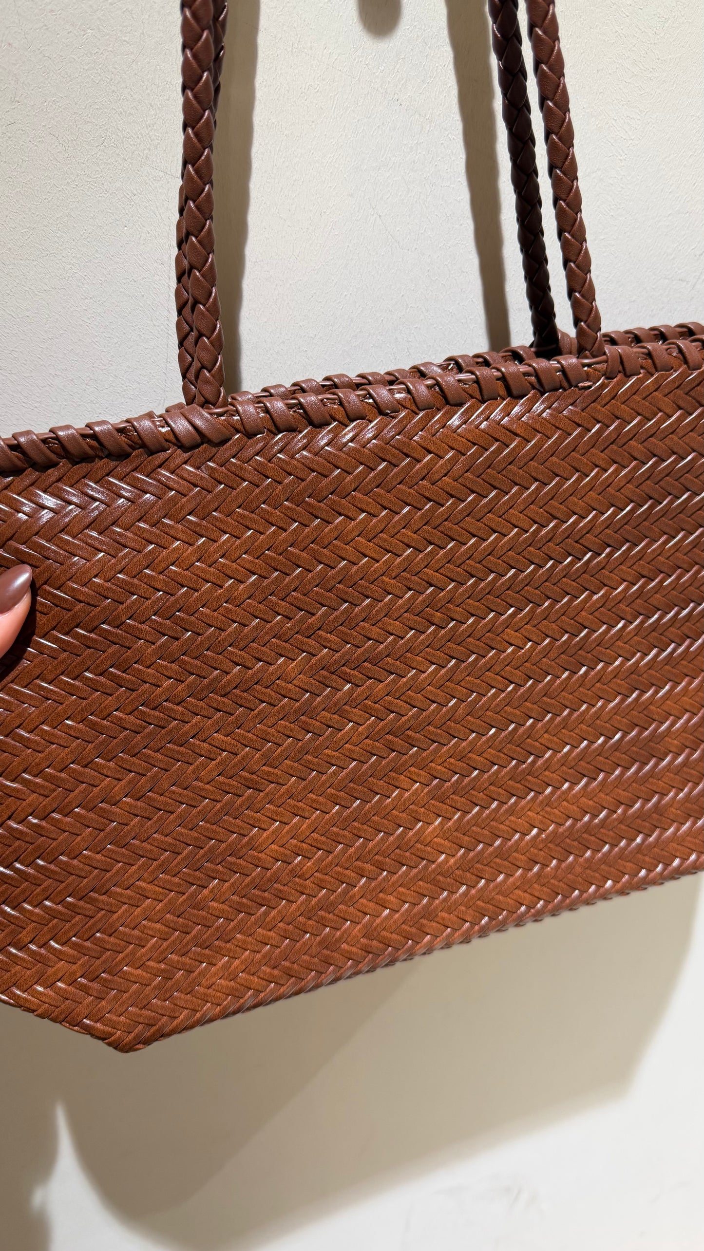 BRAIDED STRAIGT BAG BROWN