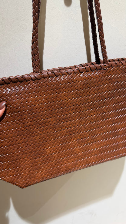 BRAIDED STRAIGT BAG BROWN